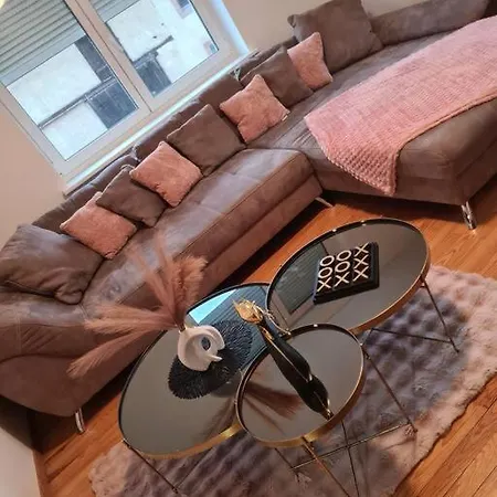 Bienvenue Chez Angèle Homes 1 *