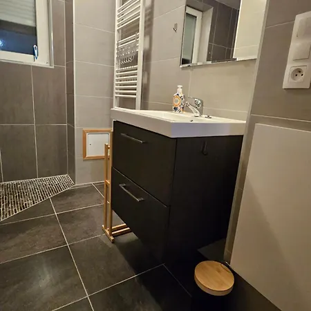 Bienvenue Chez Angele Homes 1 Διαμέρισμα *